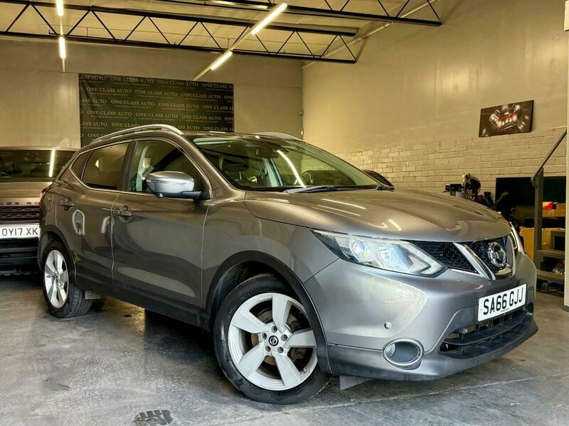 Nissan Qashqai 1.2 Dig-t N-connecta 2Wd Grey