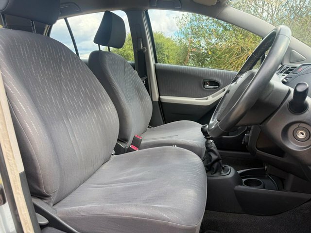Toyota Yaris 1.33 Dual Vvt-i Sr Euro 4 Ss Grey #14