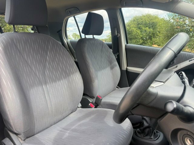 Toyota Yaris 1.33 Dual Vvt-i Sr Euro 4 Ss Grey #13