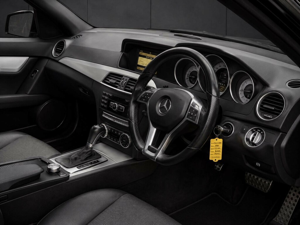 Mercedes-Benz C Class Saloon 1.8 C250 Blueefficiency Sport G-tronic Eur Black #16
