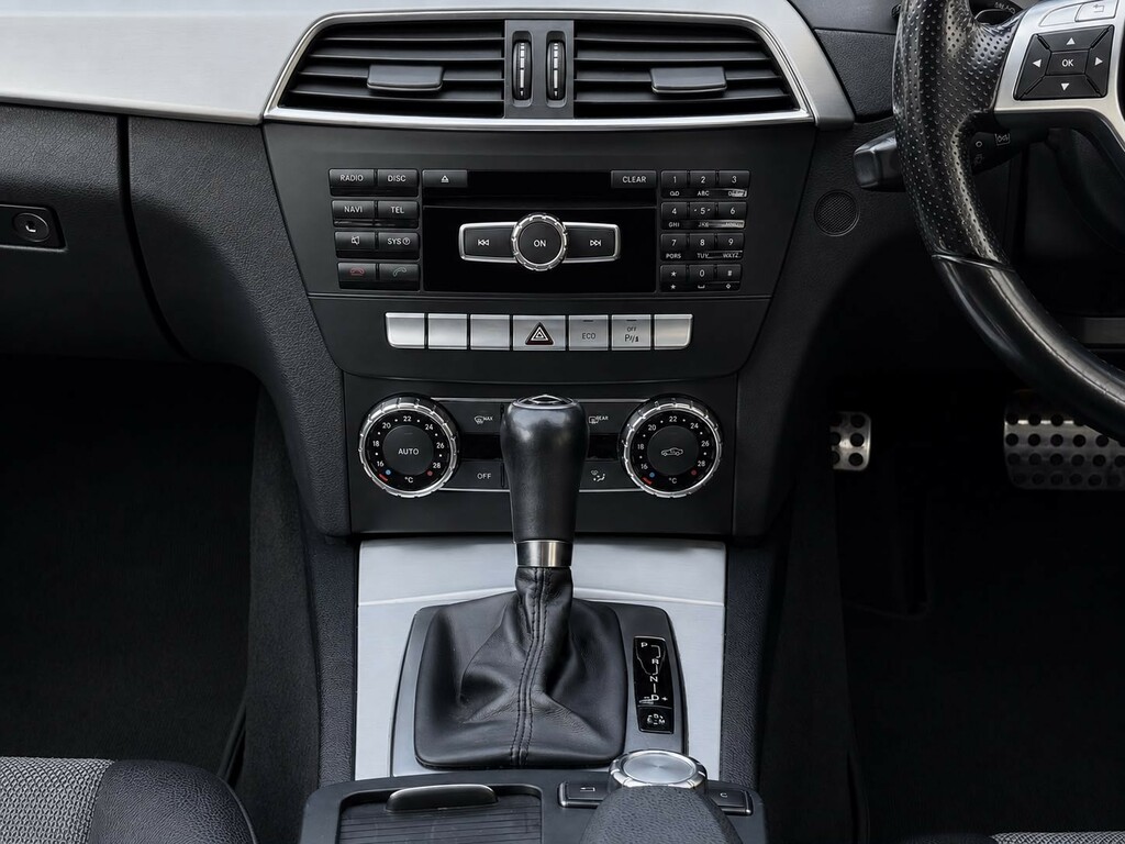 Mercedes-Benz C Class Saloon 1.8 C250 Blueefficiency Sport G-tronic Eur Black #18