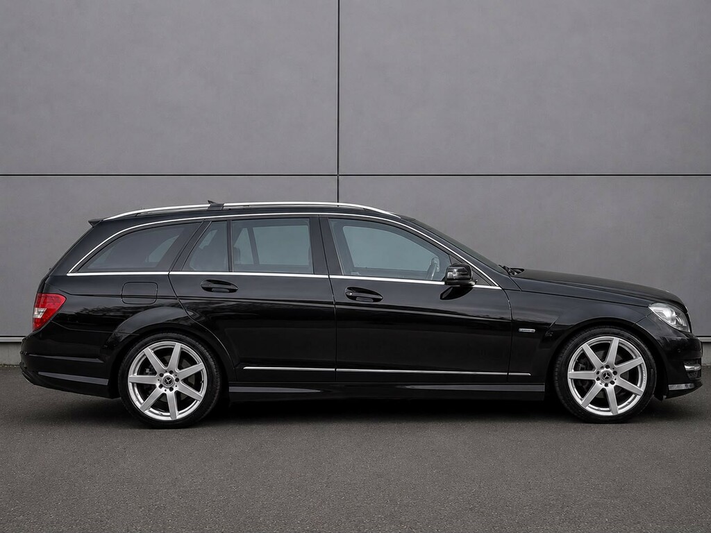Mercedes-Benz C Class 2.1 C250 Cdi Blueefficiency Sport Black #2