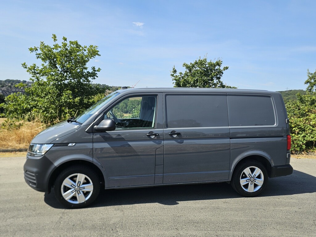 Volkswagen Transporter T6.1 2.0Tdi Startline Business A C Lwb 110Bhp Black #14