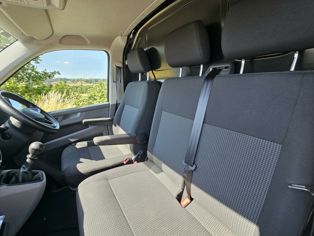 Volkswagen Transporter T6.1 2.0Tdi Startline Business A C Lwb 110Bhp Black #10