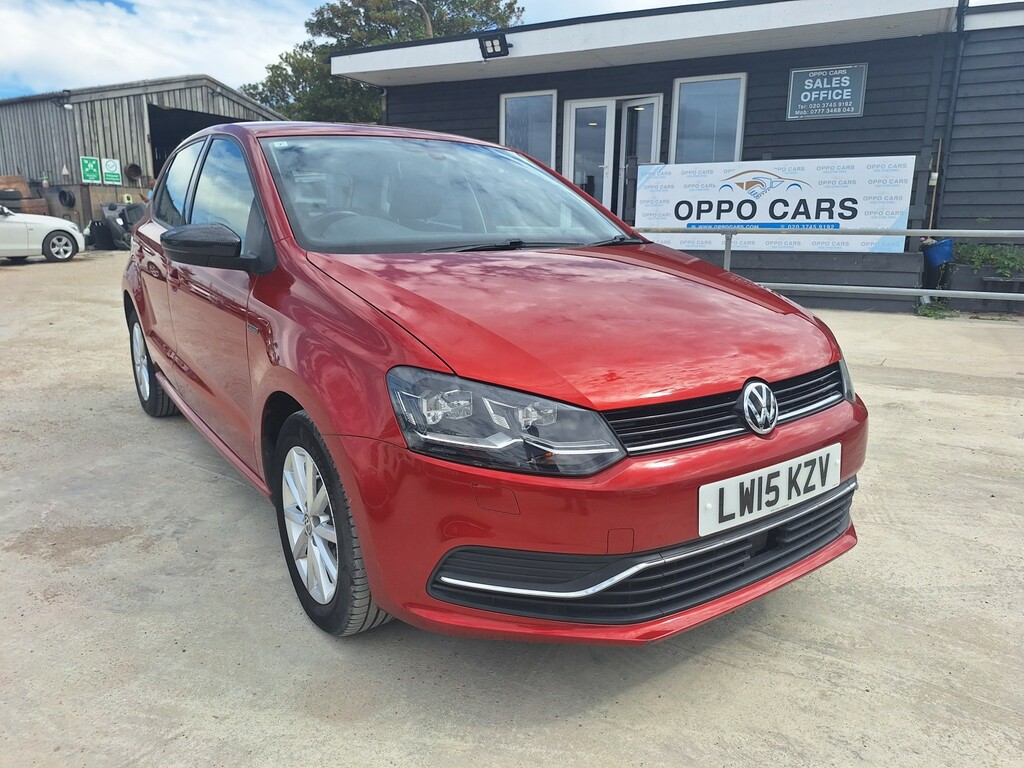 Volkswagen Polo Tsi Red