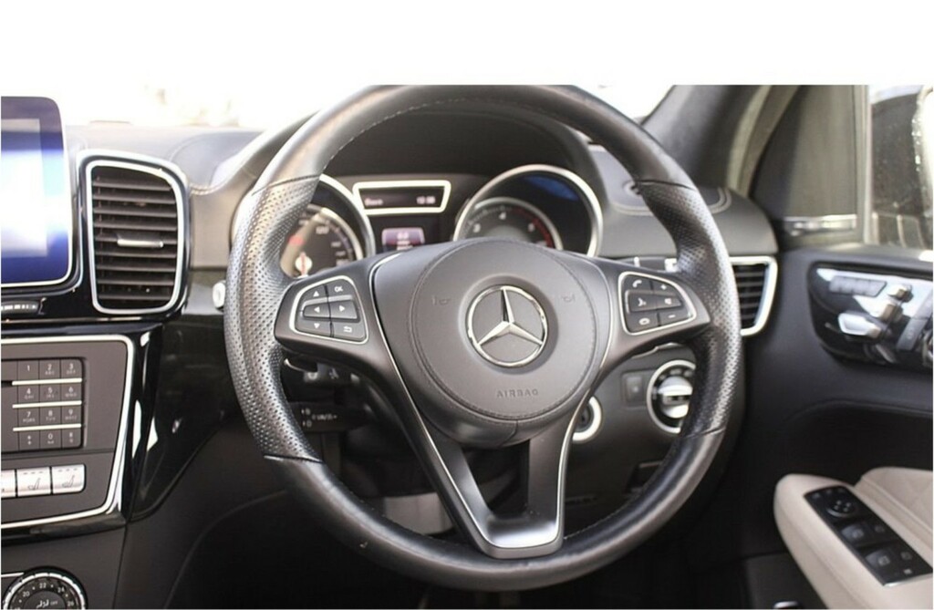 Mercedes-Benz GLS Class 3.0 Gls350d V6 Grand Edition Black #3