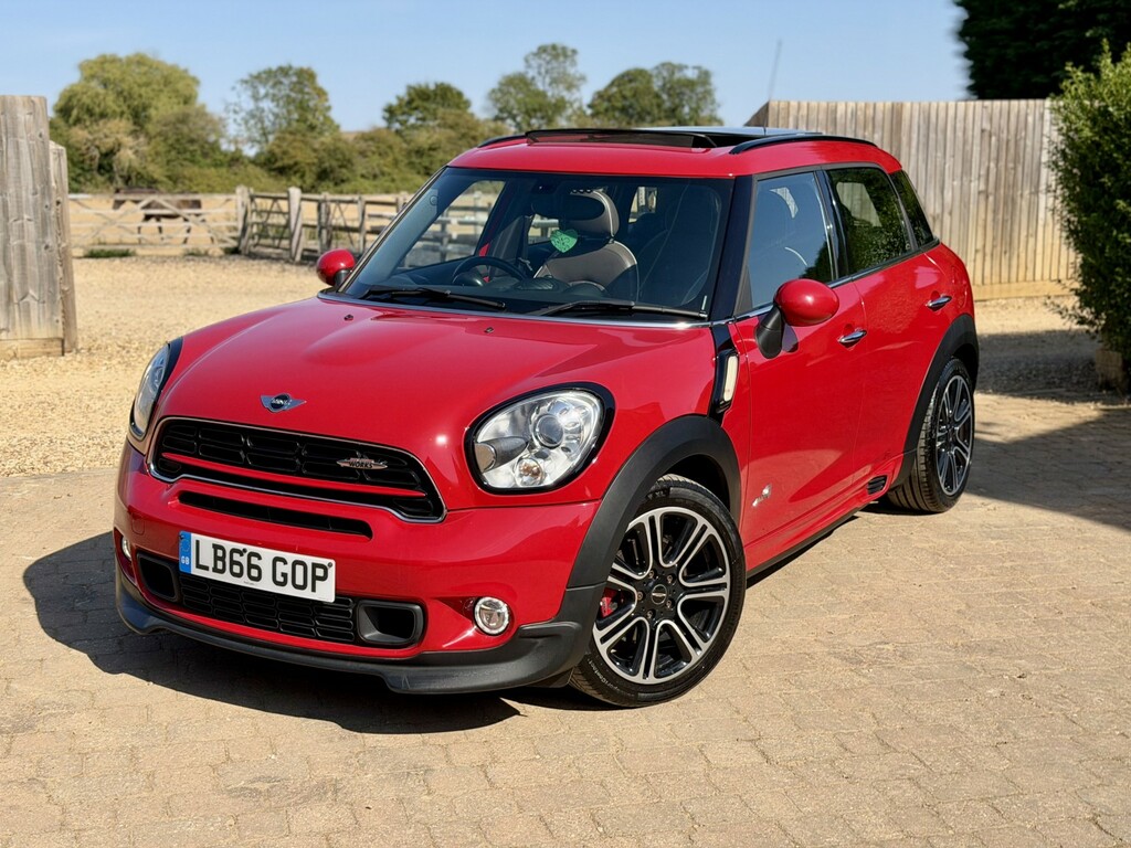 Mini Countryman 1.6 John Cooper Works Countryman Red