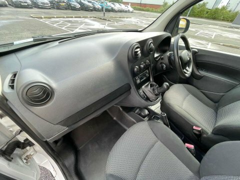 Mercedes-Benz CITAN Mpv White #15
