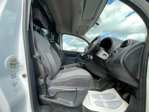 Mercedes-Benz CITAN Mpv White #12