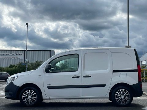 Mercedes-Benz CITAN Mpv White #11