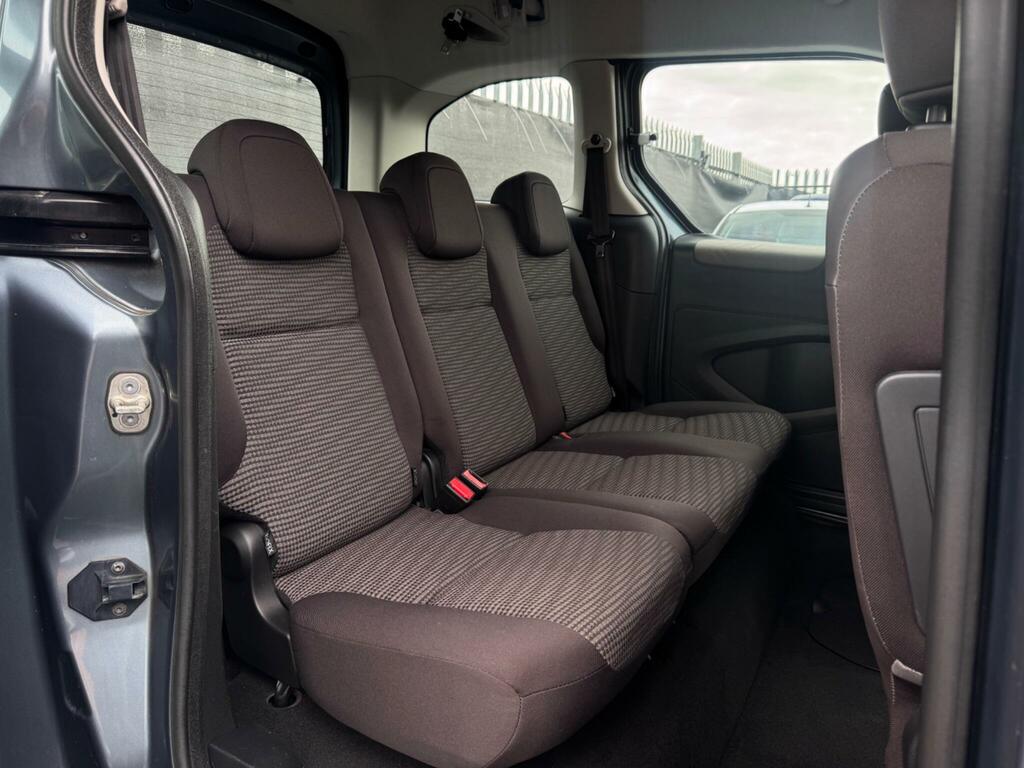Peugeot Partner Tepee 1.6 Hdi 8V Tepee Outdoor 2011 Grey #19