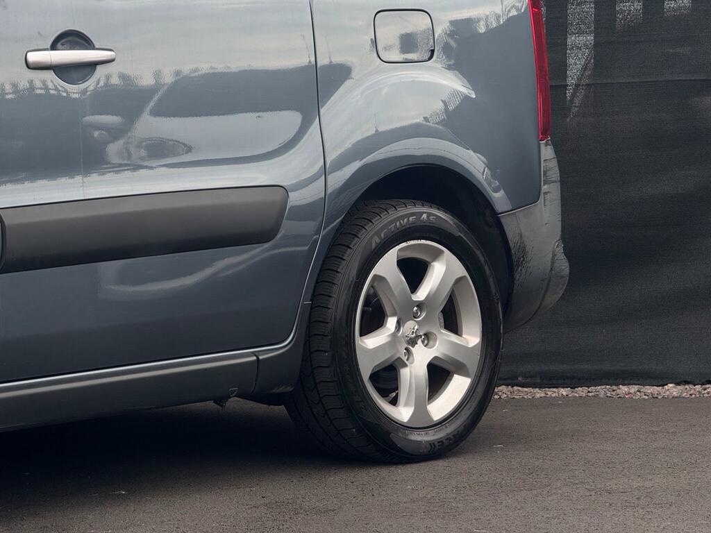Peugeot Partner Tepee 1.6 Hdi 8V Tepee Outdoor 2011 Grey #10