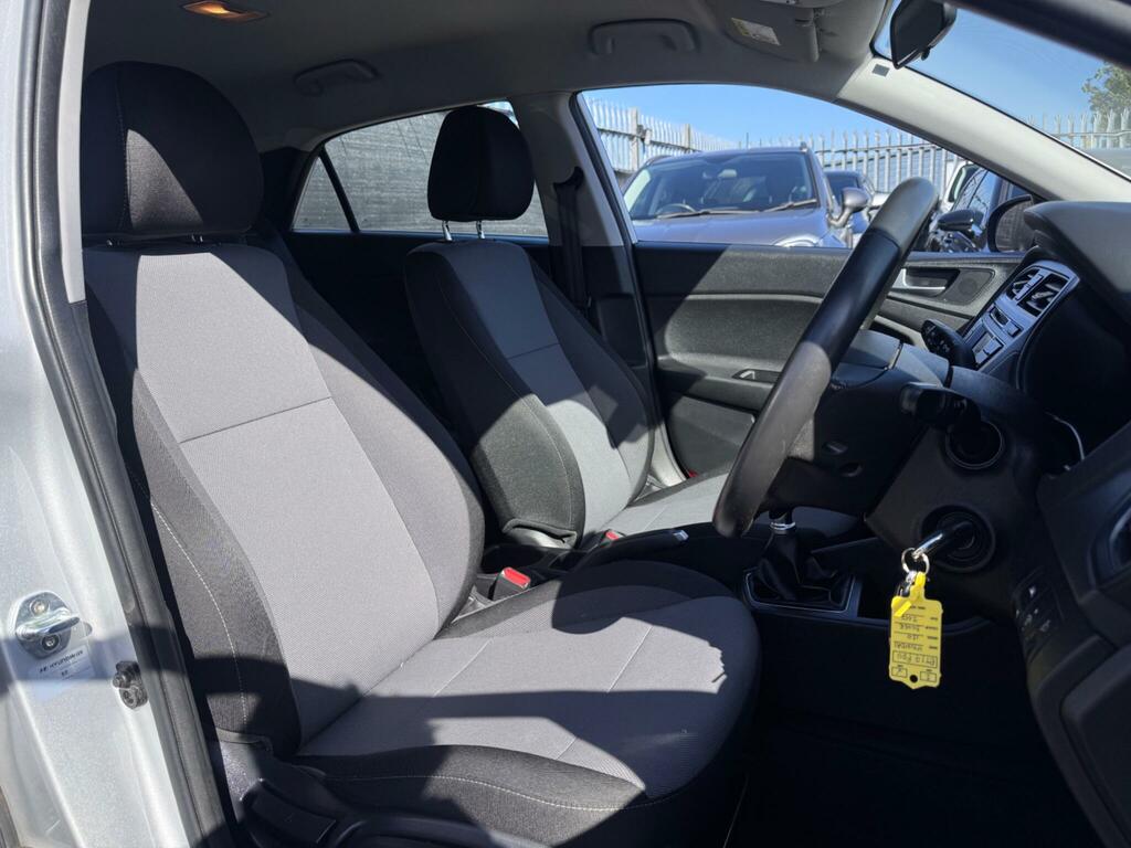 Hyundai I20 1.2 Se 84 Ps Blue #11