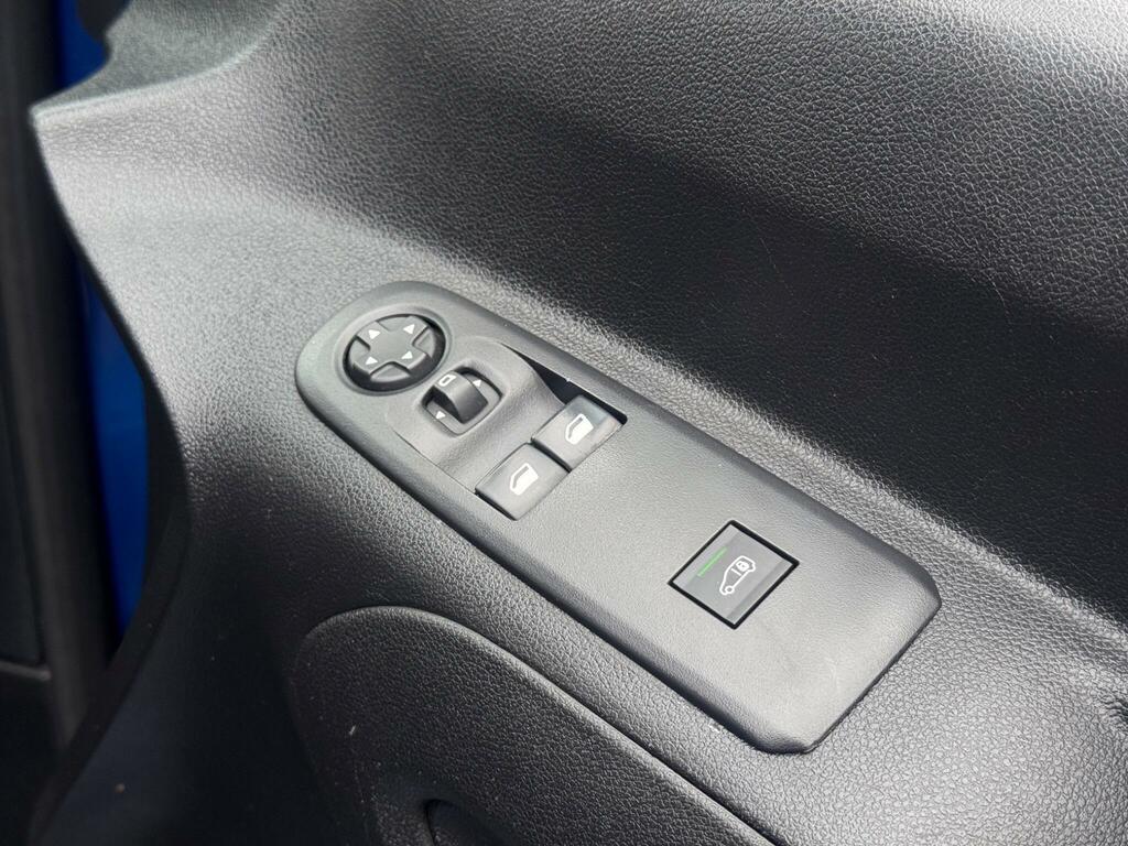 Vauxhall Combo Life 1.5 Turbo D Blueinjection Energy Euro 6 Ss Grey #16