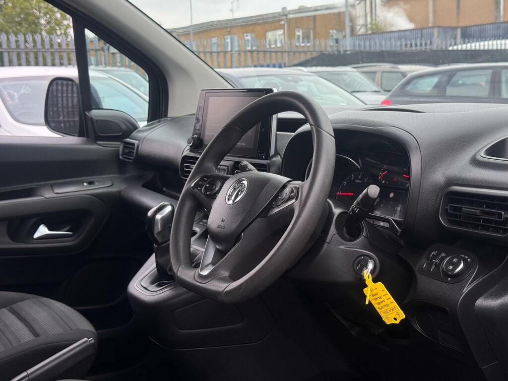 Vauxhall Combo Life 1.5 Turbo D Blueinjection Energy Euro 6 Ss Blue #3