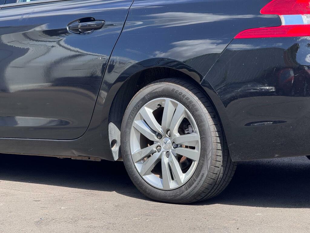 Peugeot 308 SW 1.5L Tech Edition Blue #18
