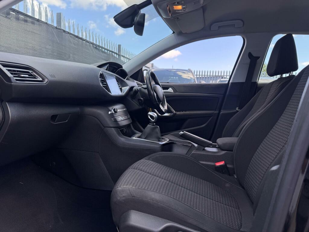Peugeot 308 SW 1.5L Tech Edition Blue #11