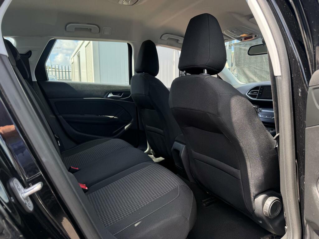 Peugeot 308 SW 1.5L Tech Edition Blue #9