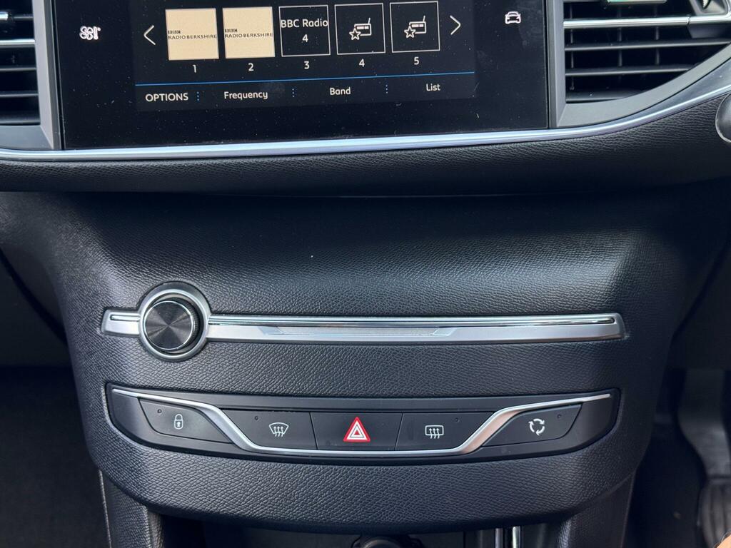 Peugeot 308 SW 1.5L Tech Edition Blue #24