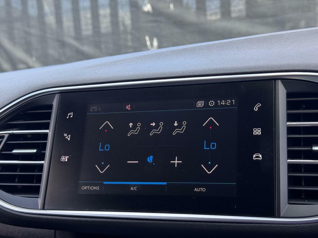Peugeot 308 SW 1.5L Tech Edition Blue #28