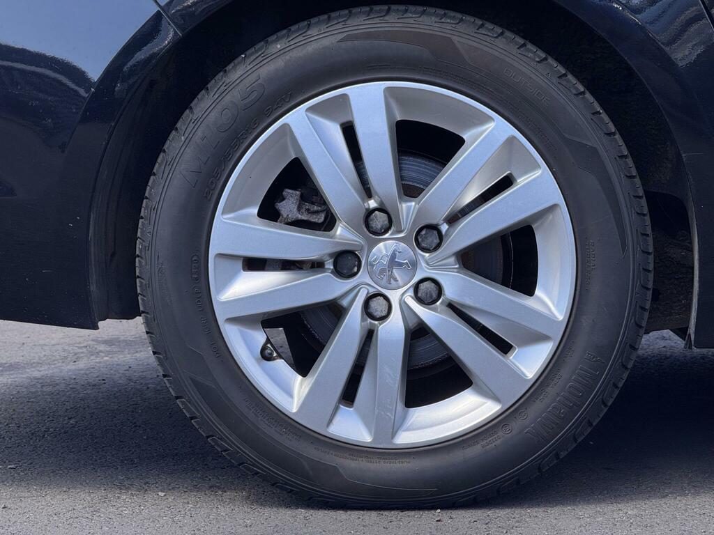 Peugeot 308 SW 1.5L Tech Edition Blue #17