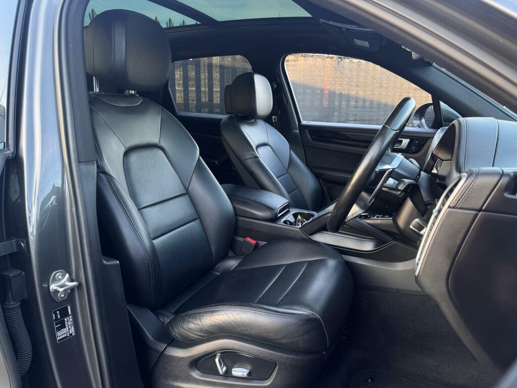 Porsche Cayenne 3.0T V6 Tiptronics 4Wd Euro 6 Ss WU19HGY Grey #4
