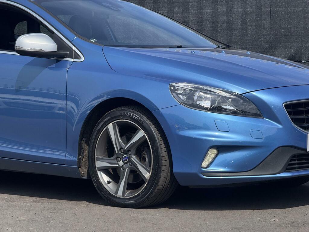 Volvo V40 2.0 T2 R-design Fsh 1 Yr Mot Ulez Free 1 Pre Owner Red #13