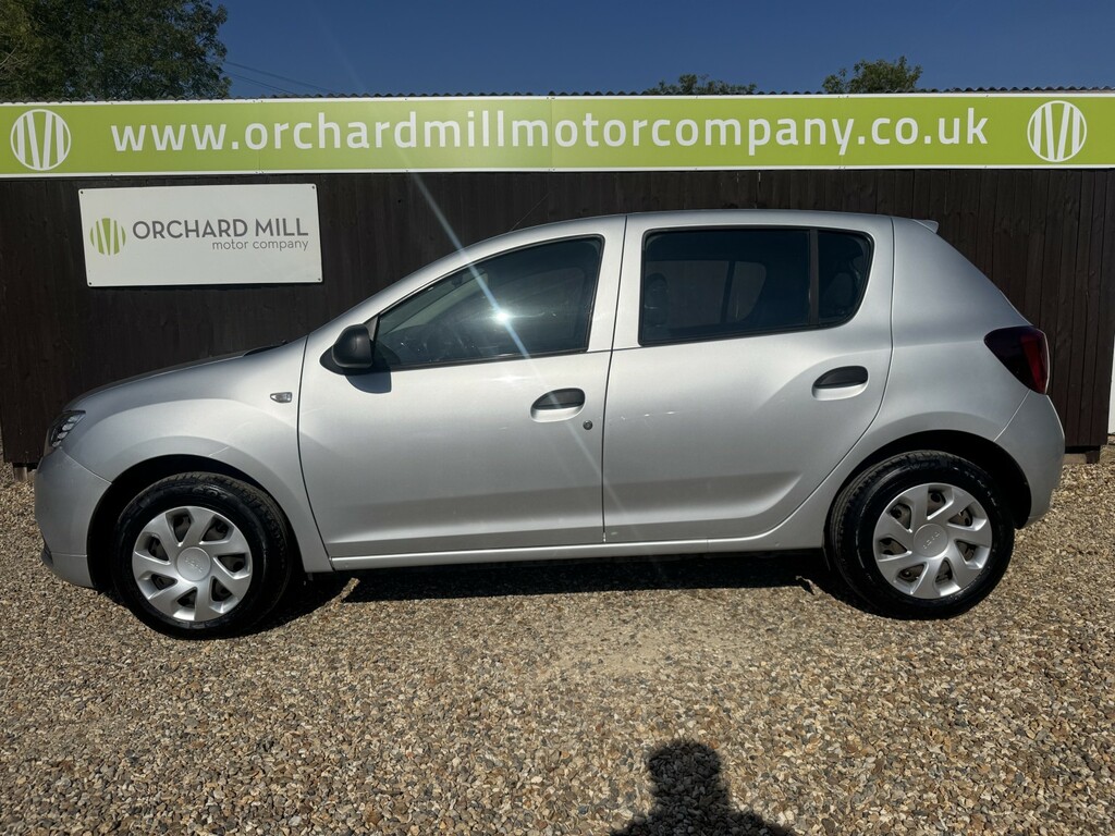 Dacia Sandero Hatchback 0.9 Ambiance Tce 90 2017 Silver #3