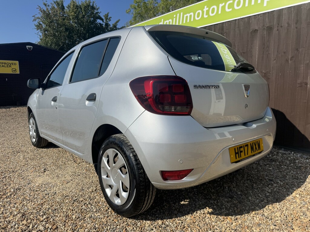 Dacia Sandero Hatchback 0.9 Ambiance Tce 90 2017 Silver #4