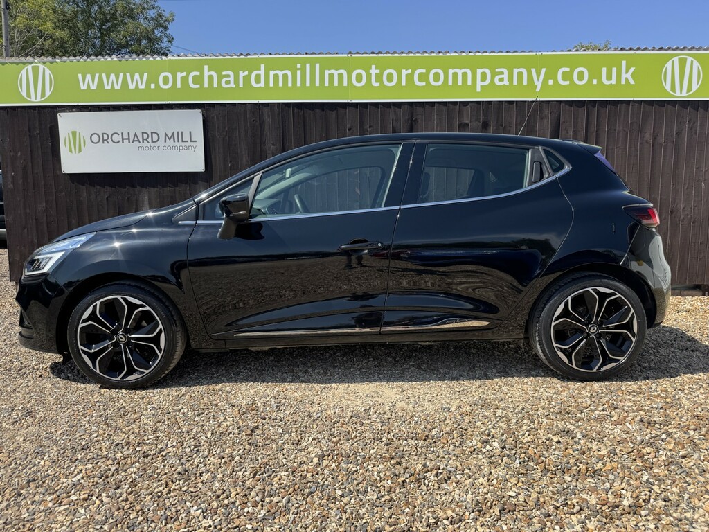 Renault Clio Hatchback 0.9 Dynamique S Nav Tce 90 2016 Black #3