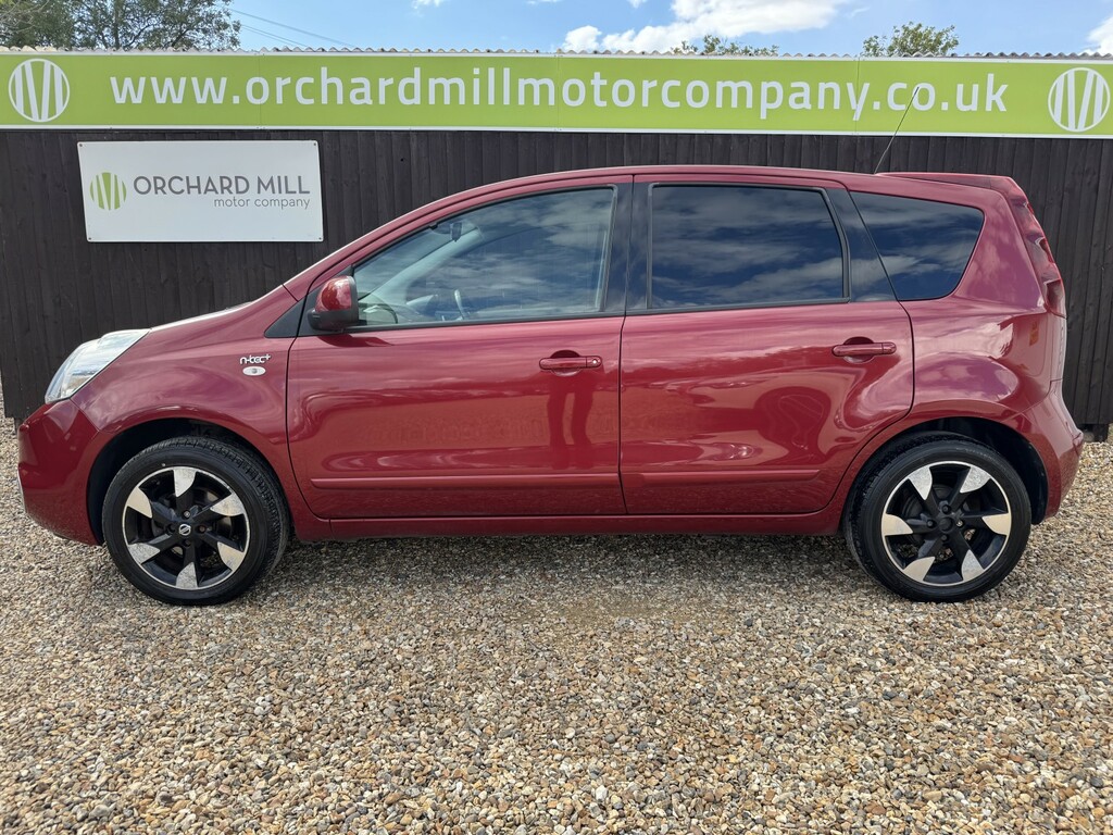 Nissan Note Hatchback 1.4 16V N-tec 2012 Red #3
