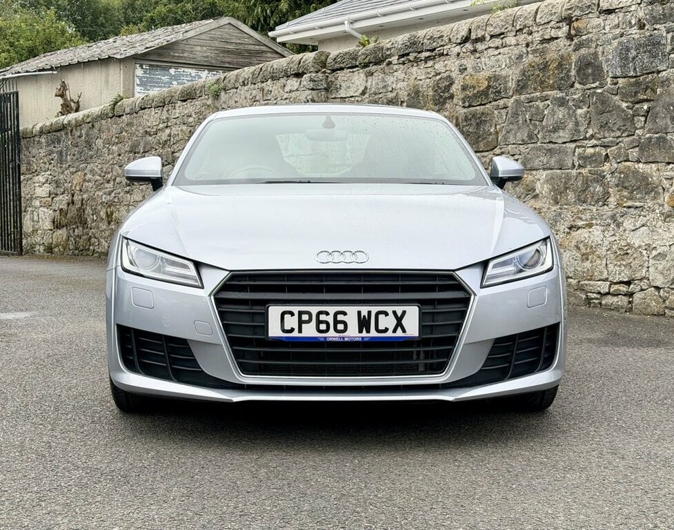 Audi TT 2L Sport Silver #2
