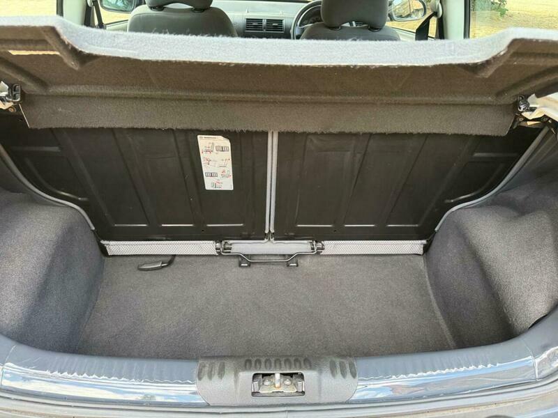 Volkswagen Fox 1.2 6V Urban Fox Hatchback Euro Silver #16
