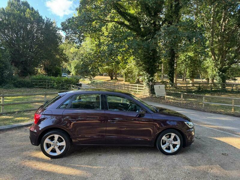 Audi A1 1.6 Tdi Sport Sportback RE15OCJ Red #4