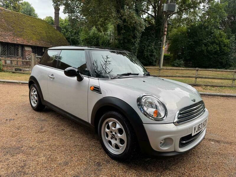 Mini Hatch 1.6 Cooper Euro 5 YJ63HZB Silver #5