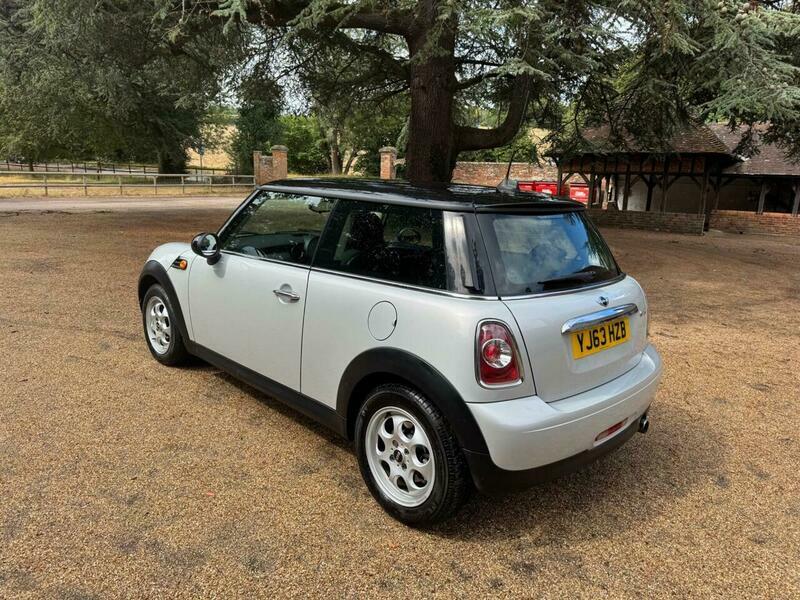Mini Hatch 1.6 Cooper Euro 5 YJ63HZB Silver #6