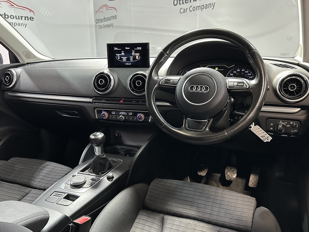 Audi A3 Tfsi Cod Sport Black #4