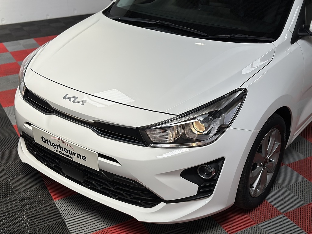 Kia RIO 1.0 T Gdi 48V 118 Gt-line S 2023 White #39