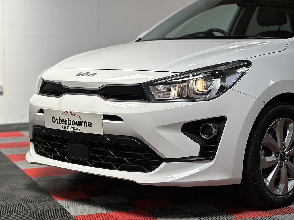 Kia RIO 1.0 T Gdi 48V 118 Gt-line S 2023 White #52