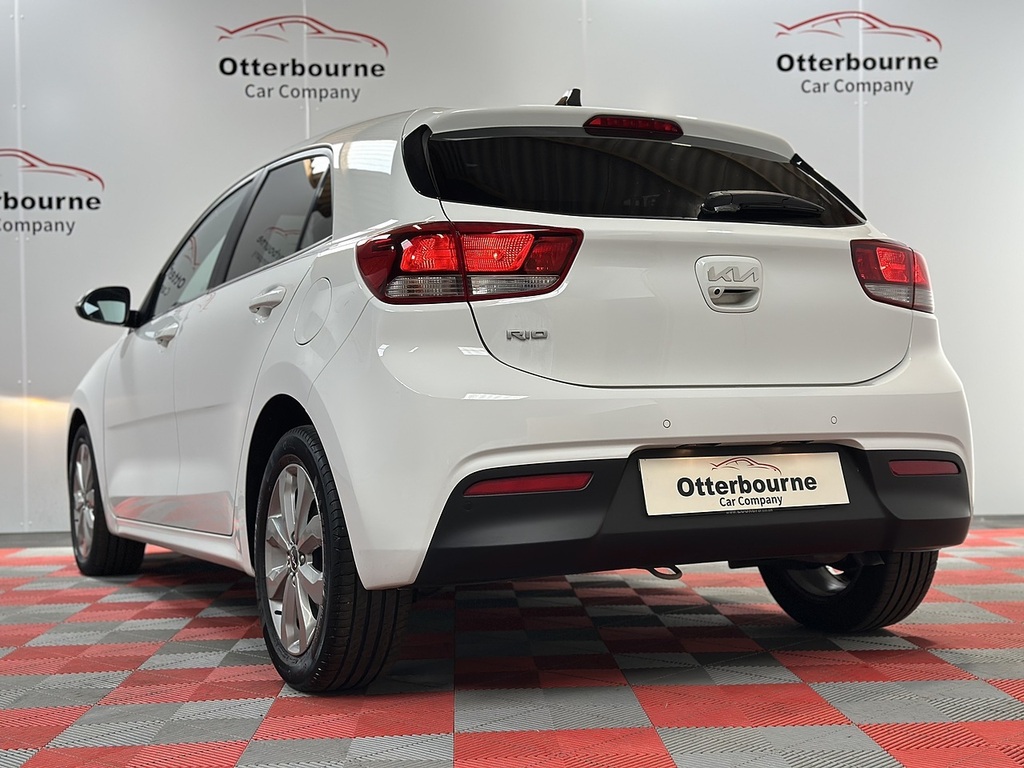 Kia RIO 1.0 T Gdi 48V 118 Gt-line S 2023 White #21