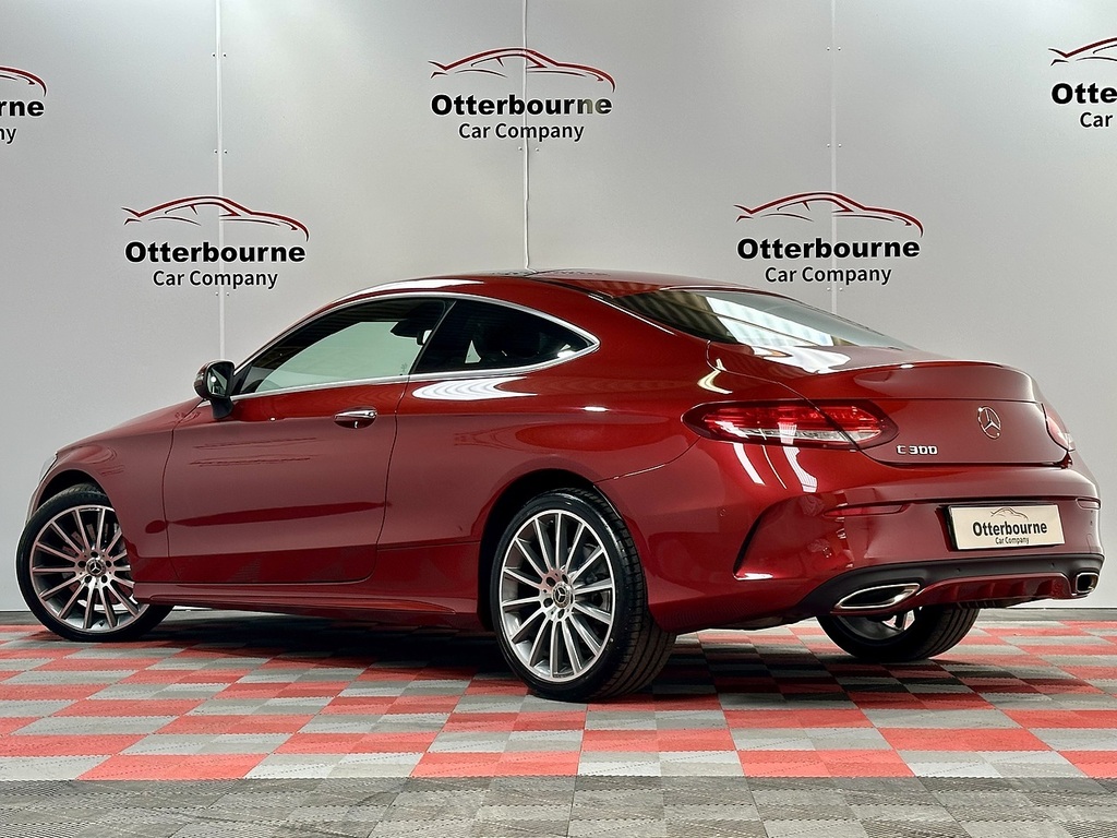 Mercedes-Benz C Class C300 Amg Line Red #3