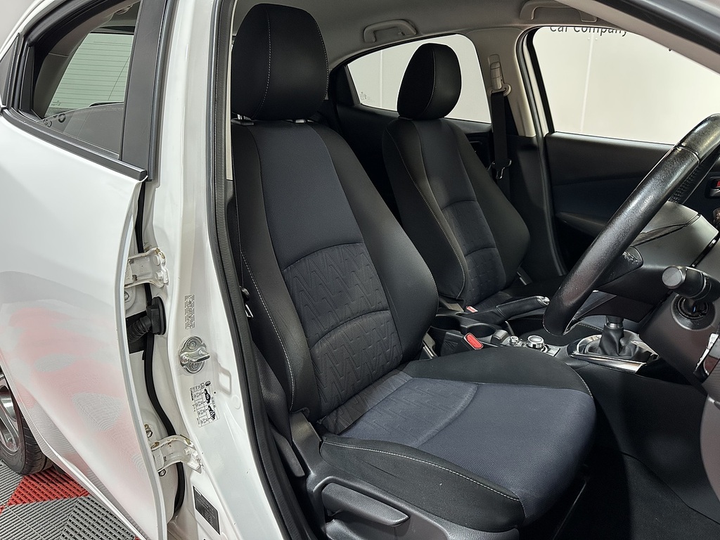 Mazda 2 Skyactiv-g Sports Launch Edition HK15RFE White #6
