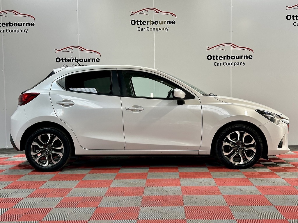 Mazda 2 Skyactiv-g Sports Launch Edition HK15RFE White #5
