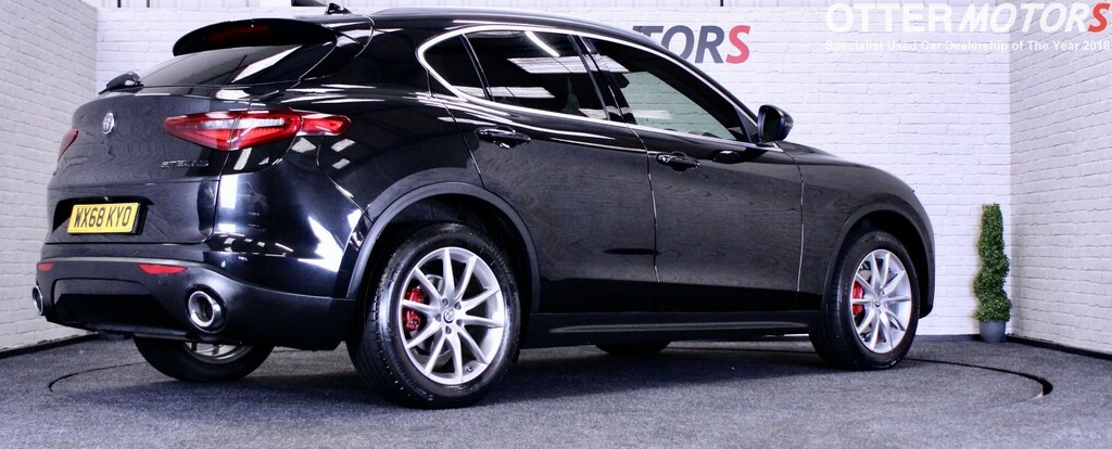 Alfa Romeo Stelvio Suv 2.2 Stelvio 2.2 Turbo 210Hp Awd Special WX68KYO Black #6