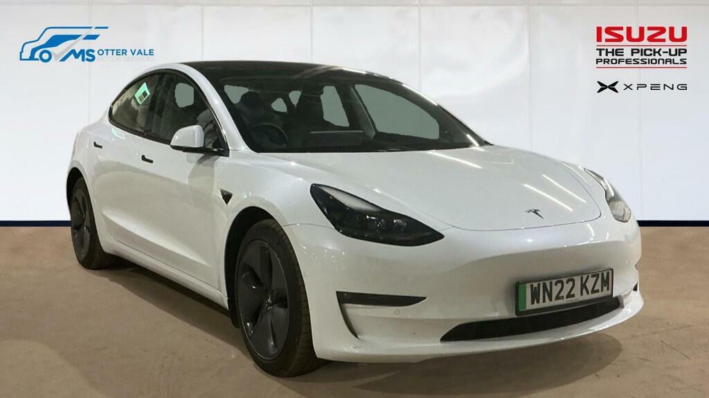 Tesla Model 3 Dual Motor Long Range Saloon 4 White