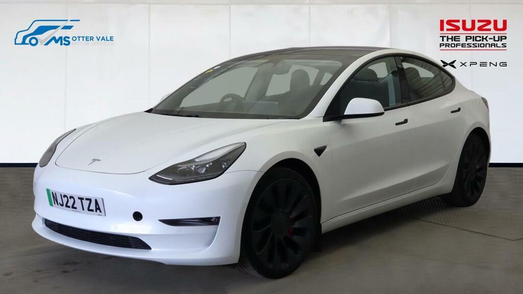 Tesla Model 3 Dual Motor Performance Saloon White #2