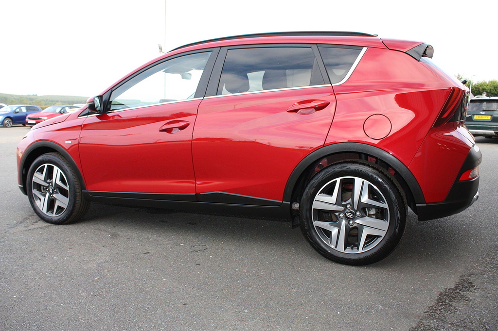 Hyundai Bayon 1.0 T-gdi Mhev Premium Red #4