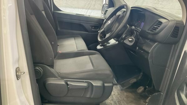 Vauxhall Vivaro 1.5L Prime 6Dr White #3