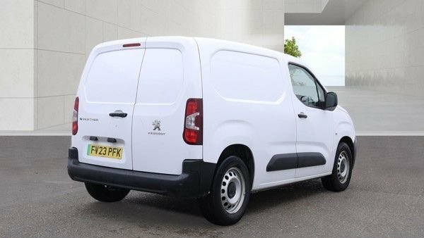 Peugeot E-Partner Mpv White #6