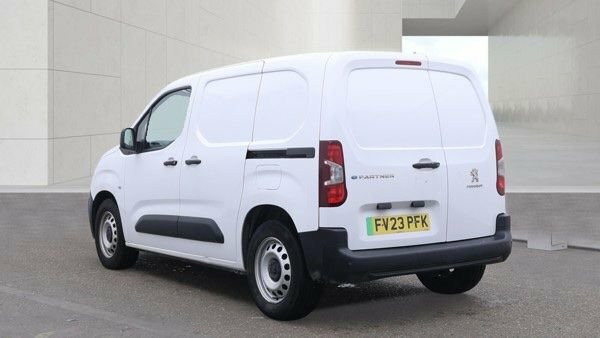 Peugeot E-Partner Mpv White #2